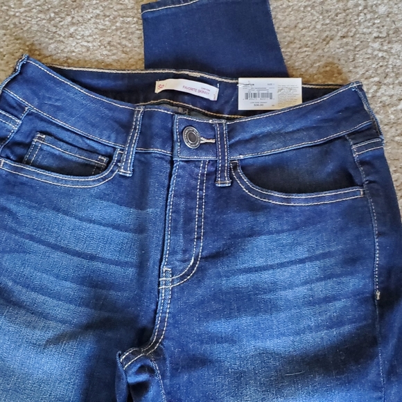 Low Rise Skinny Jeans - Picture 4 of 8